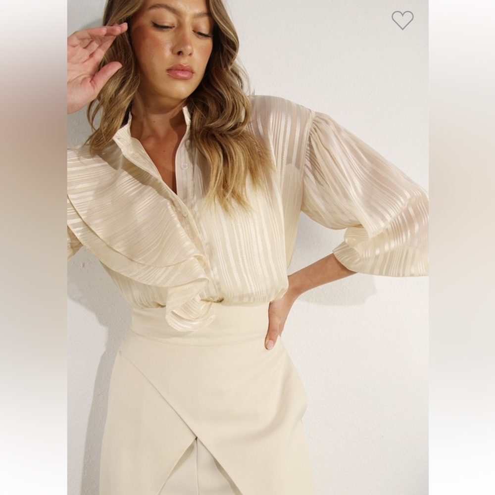 #226 “ RUFFLE BLOUSE” - Picture 12 of 14